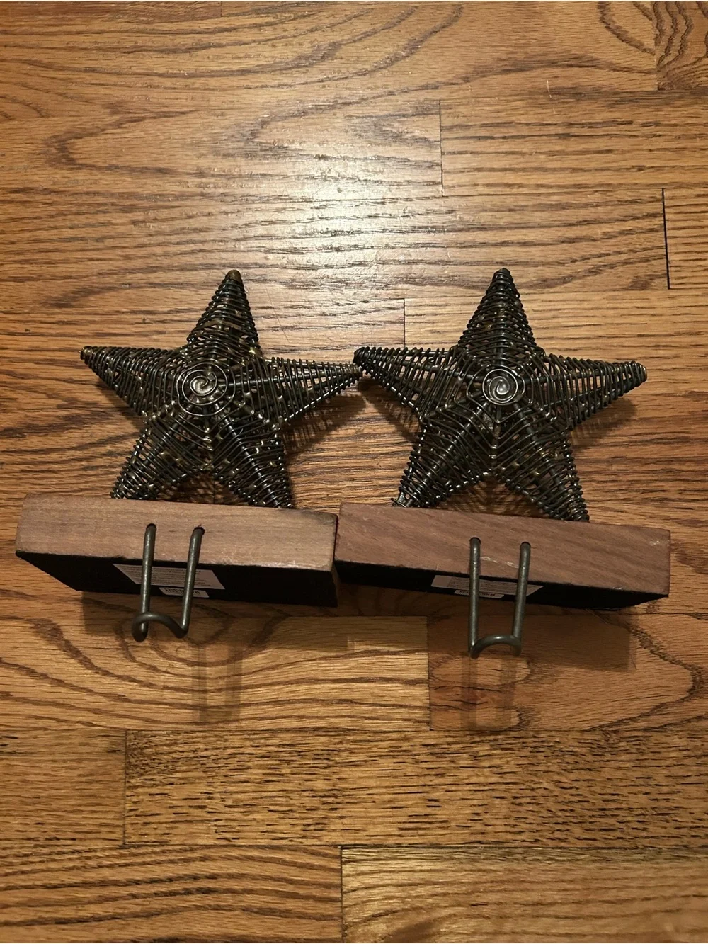 Crate & Barrel Holiday/Christmas/Xmas Metal Star Stocking Hangers W/ Wood Base
